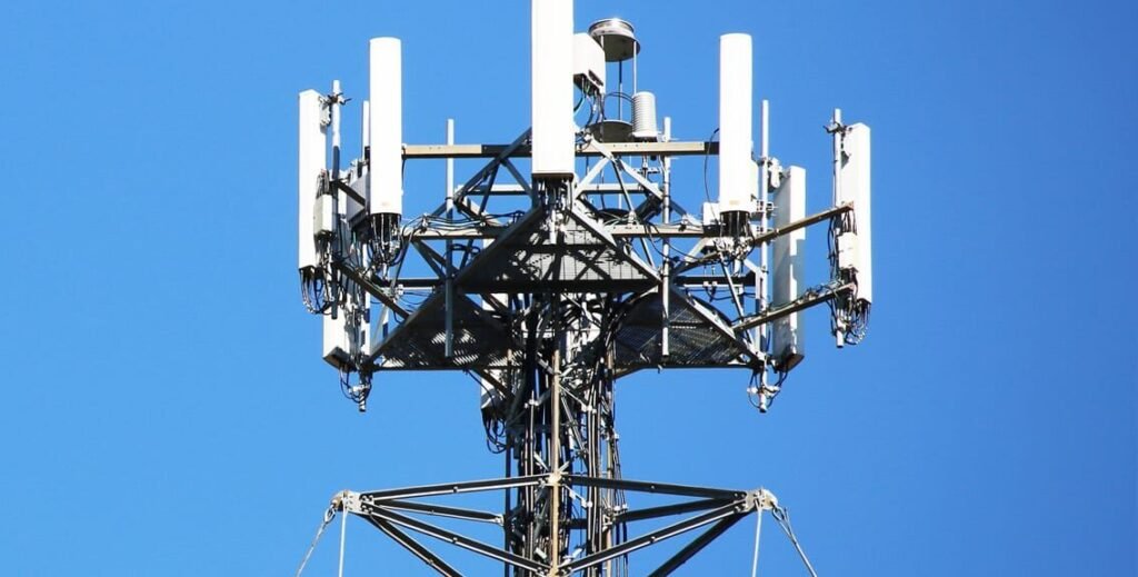 HF, VHF, UHF Antennas | Defence & Aerospace RF Solutions | 5G & Microwave Components